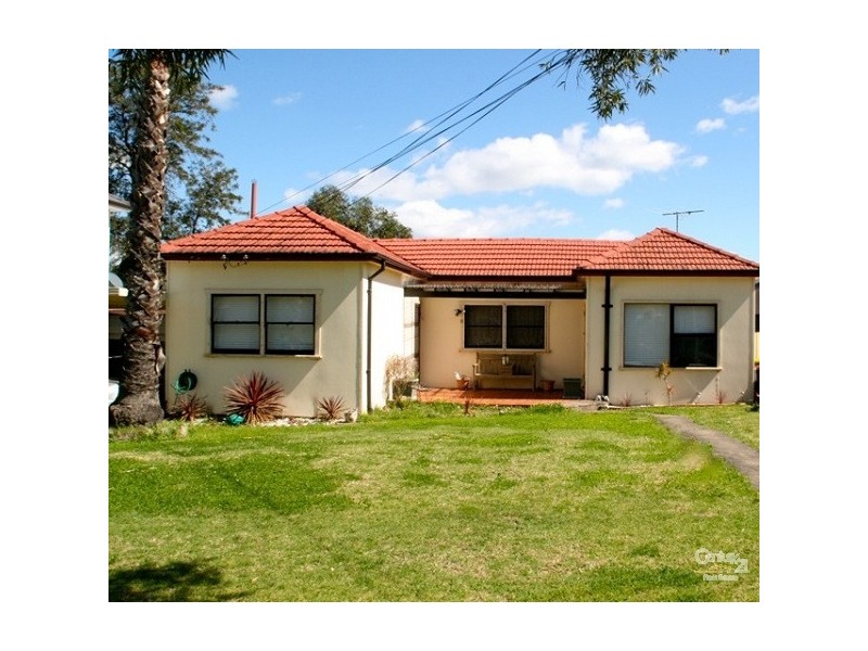 8 Clive Street, Revesby NSW 2212