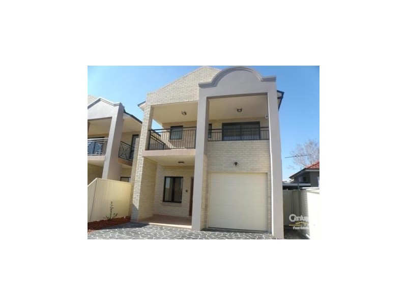 43 Picnic Point Road, Picnic Point NSW 2213