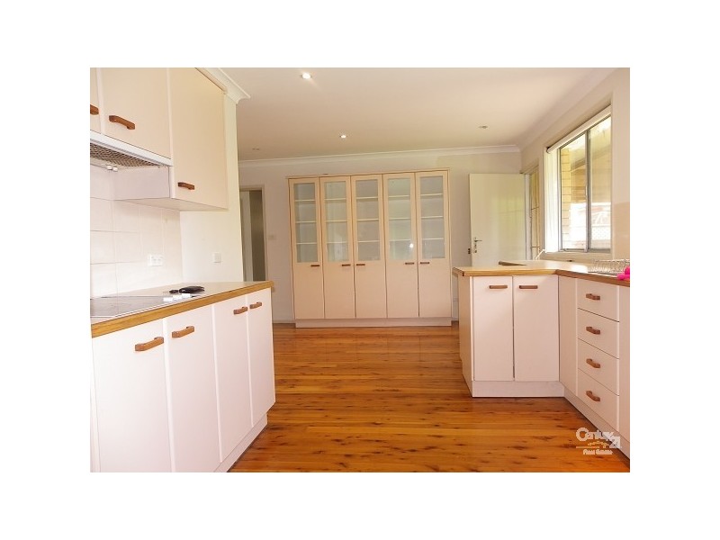 15 Whitemore Avenue, Georges Hall NSW 2198