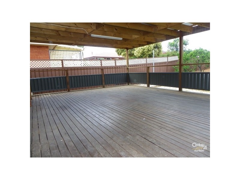 15 Whitemore Avenue, Georges Hall NSW 2198