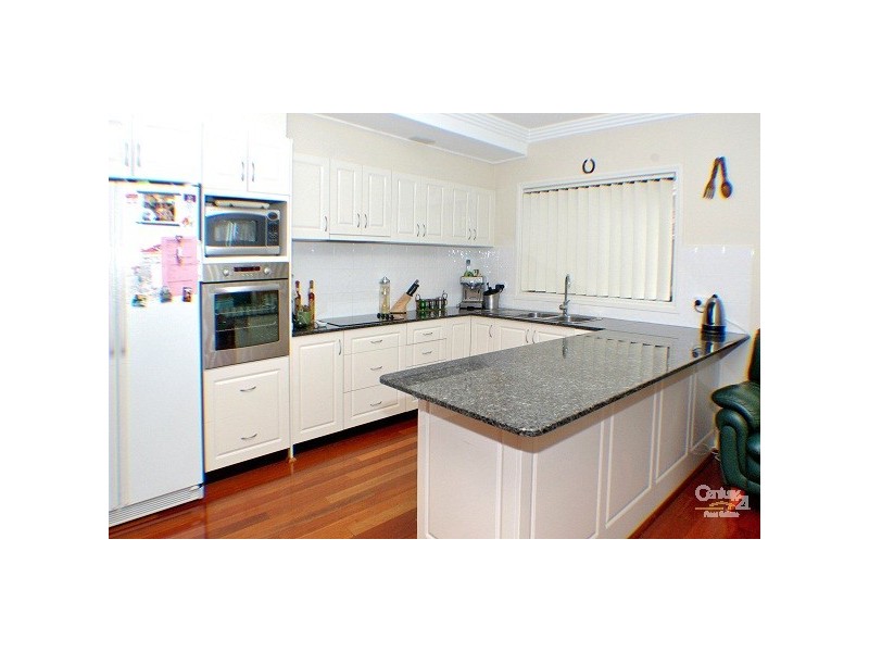 71 Kennedy Street, Picnic Point NSW 2213