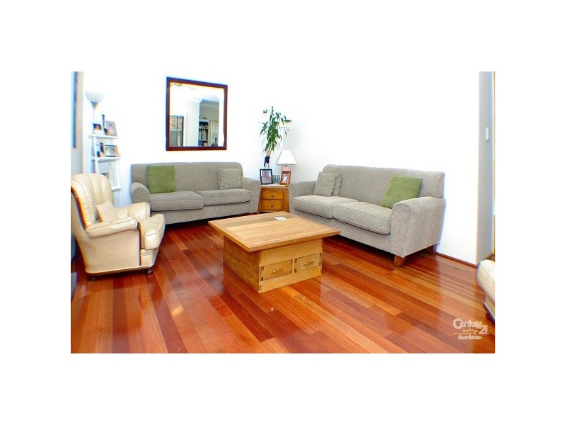 71 Kennedy Street, Picnic Point NSW 2213