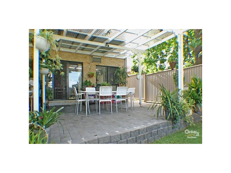 71 Kennedy Street, Picnic Point NSW 2213