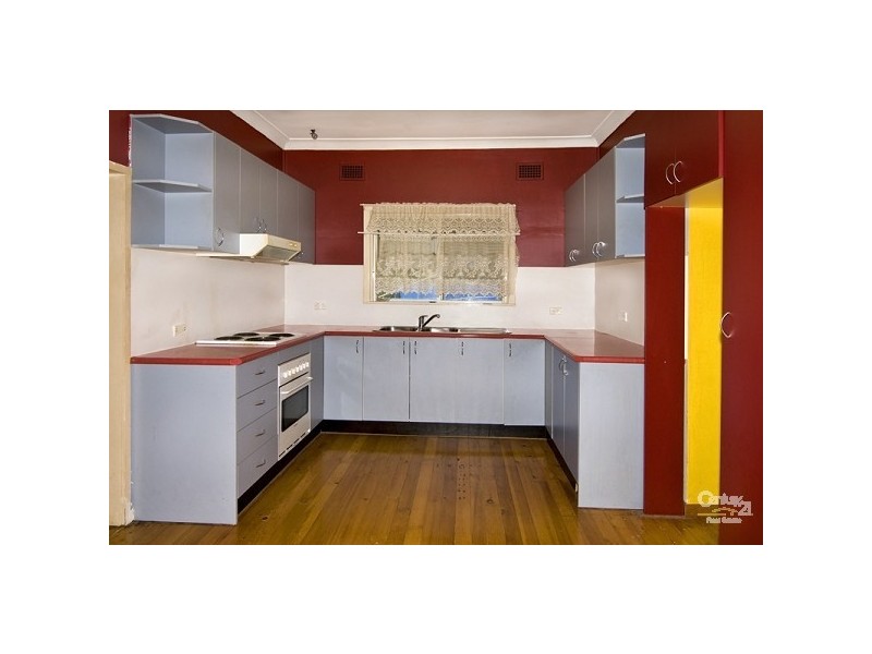 48 Larien Crescent, Birrong NSW 2143
