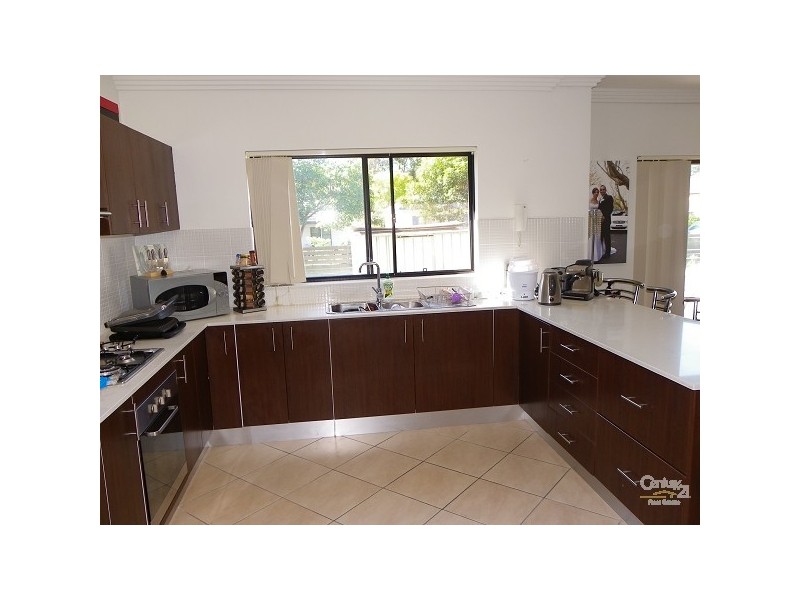 33 Greenway Parade, Revesby NSW 2212