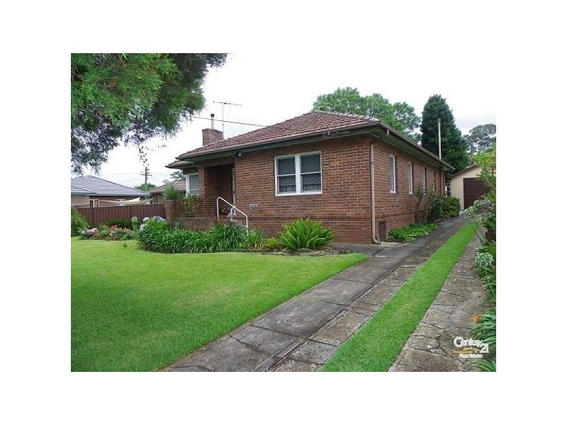 28 Flood Avenue, Revesby NSW 2212