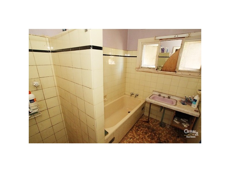 64 Coleridge Road, Riverwood NSW 2210