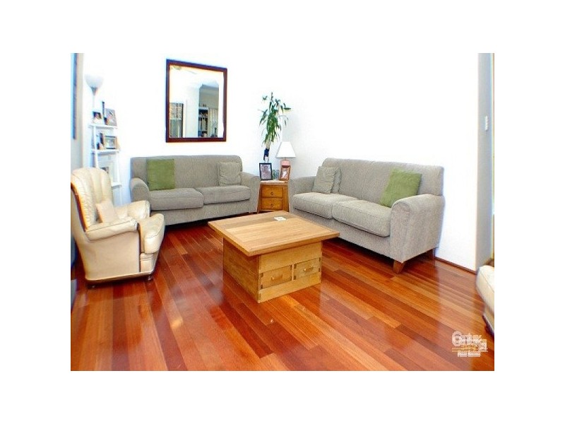 71 Kennedy Street, Picnic Point NSW 2213