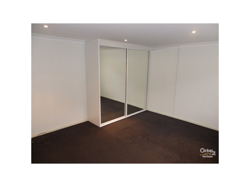 1/70 Dernancourt Parade, Milperra NSW 2214