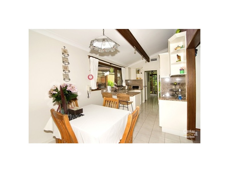 4 Fiona Close, Padstow Heights NSW 2211