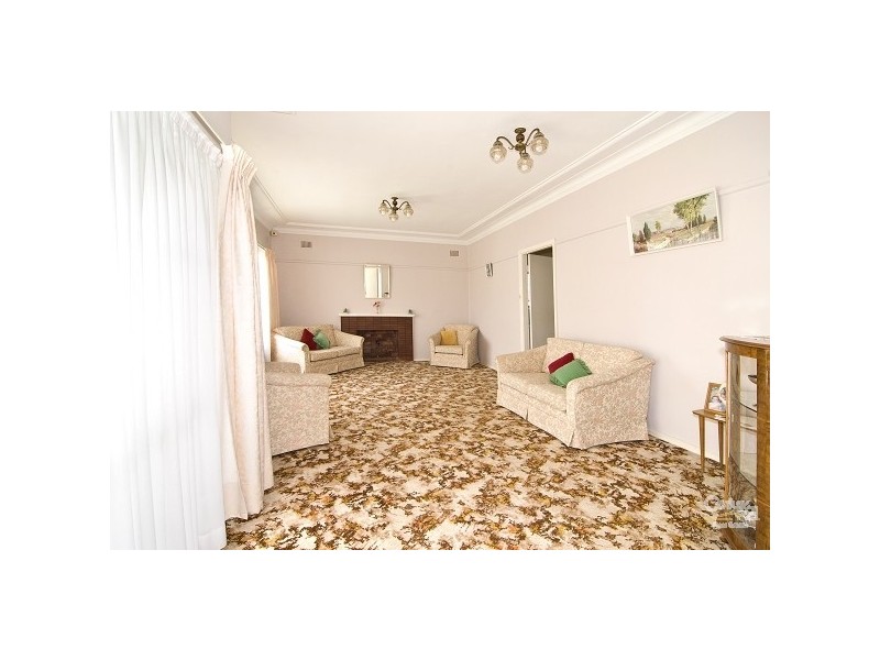 11 Rowell Street, Revesby Heights NSW 2212