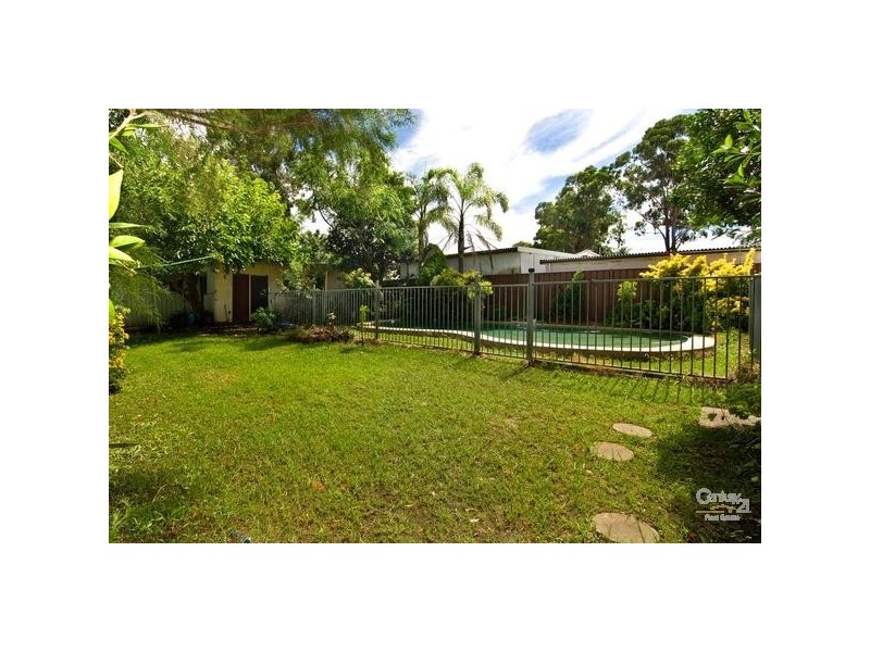 1 Dowding Street, Panania NSW 2213