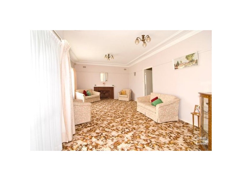 11 Rowell Street, Revesby Heights NSW 2212