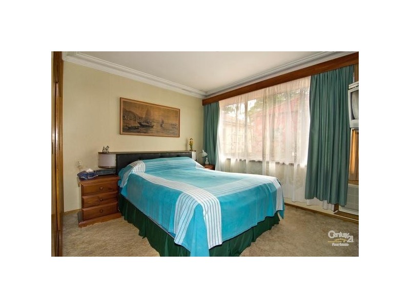 87 Belmore Road, Peakhurst NSW 2210