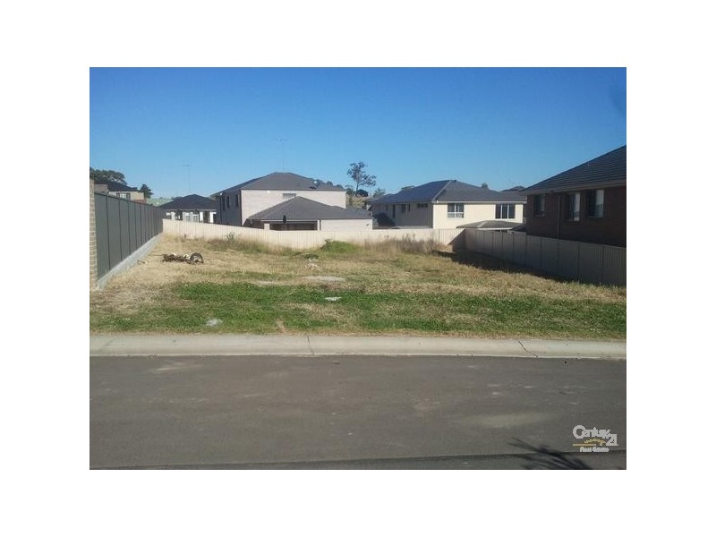 17 Crestwood Avenue, Glenmore Park NSW 2745