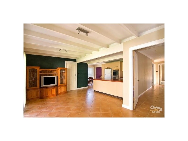 20 Flanders Avenue, Milperra NSW 2214