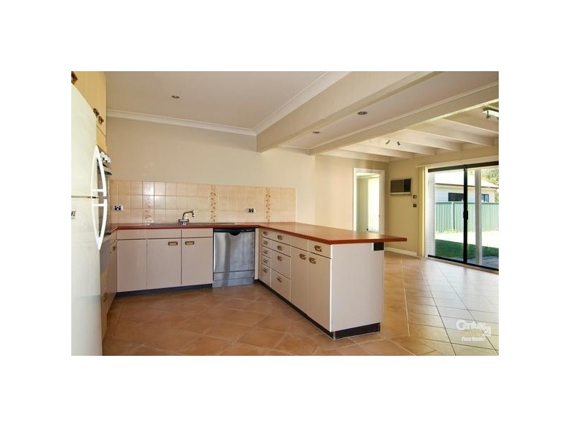 20 Flanders Avenue, Milperra NSW 2214