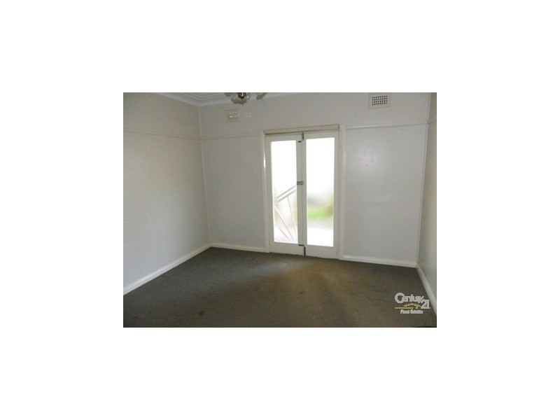 37 Monie Avenue, East Hills NSW 2213