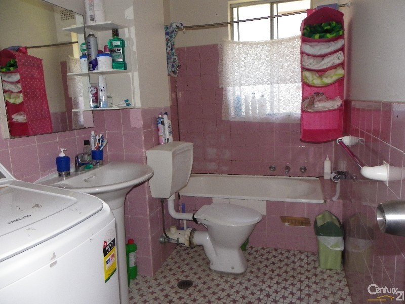 11/49 Hamilton Street, Fairfield NSW 2165