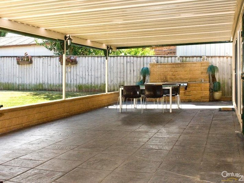 26 Clucas Street, Regents Park NSW 2143