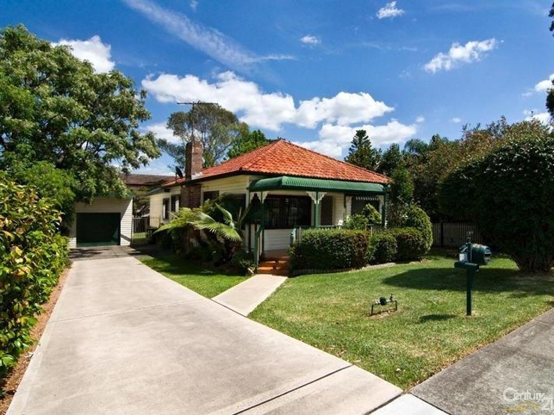 10 Carson Street, Panania NSW 2213