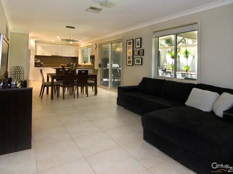 50 Eucalyptus Court, Picnic Point NSW 2213