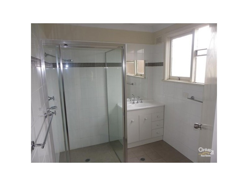 11 Poziers Avenue, Milperra NSW 2214