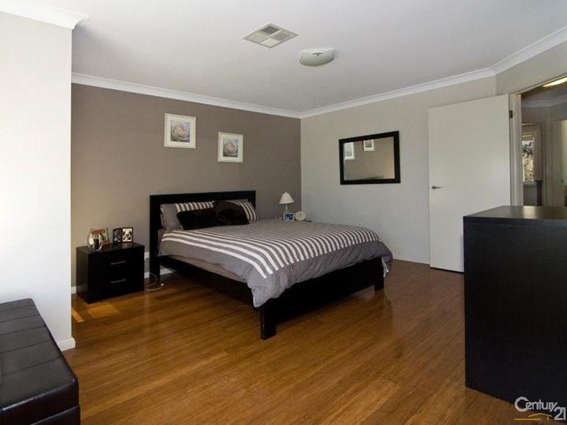 50 Eucalyptus Court, Picnic Point NSW 2213