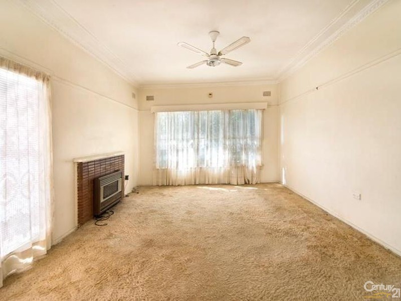 30 Sandakan Road, Revesby Heights NSW 2212