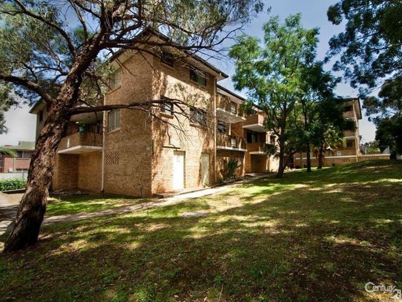2/28 Conway Road, Bankstown NSW 2200