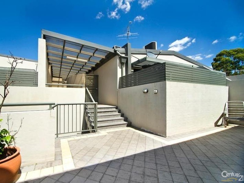 2/28 Selems Parade, Revesby NSW 2212