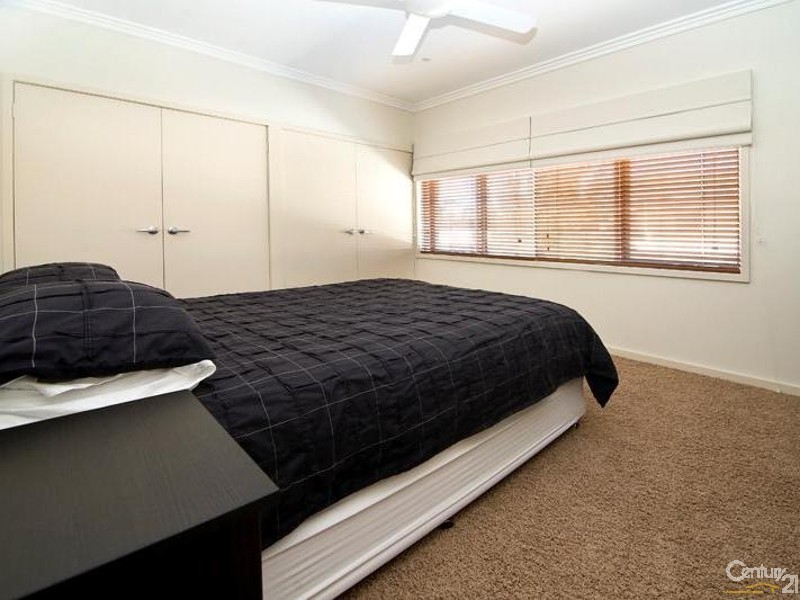 2/28 Selems Parade, Revesby NSW 2212