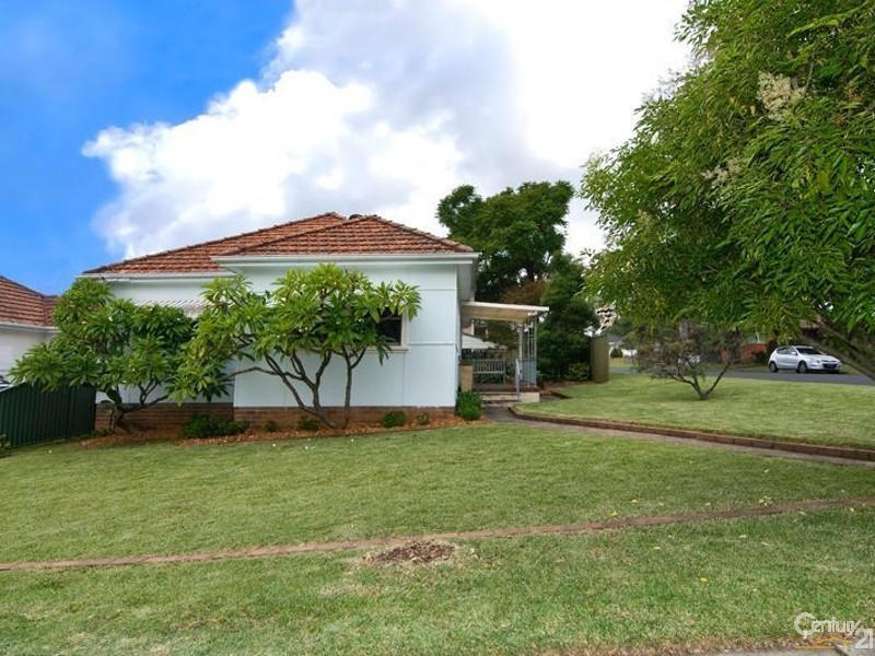 61 Clifford Street, Panania NSW 2213