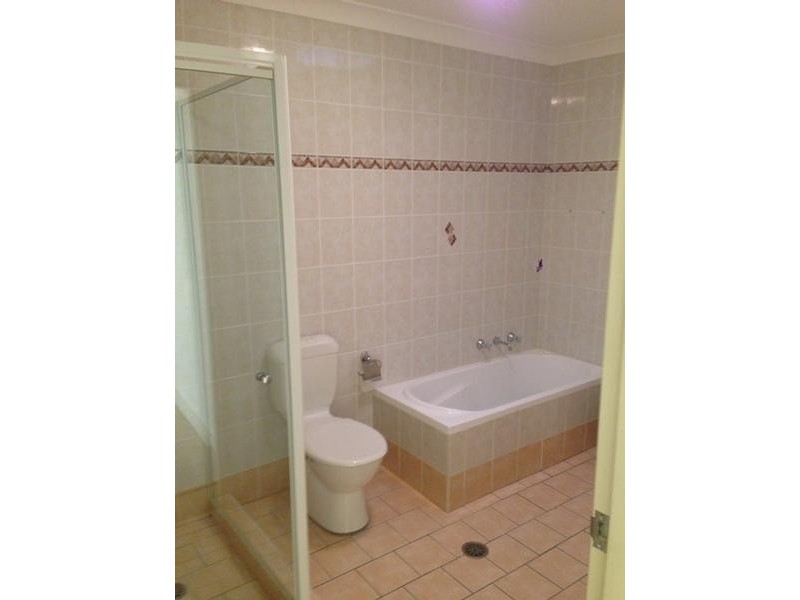 6/837 Henry Lawson Drive, Picnic Point NSW 2213
