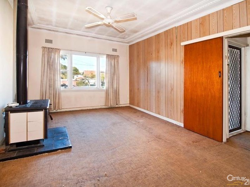 7 Delia Avenue, Revesby NSW 2212