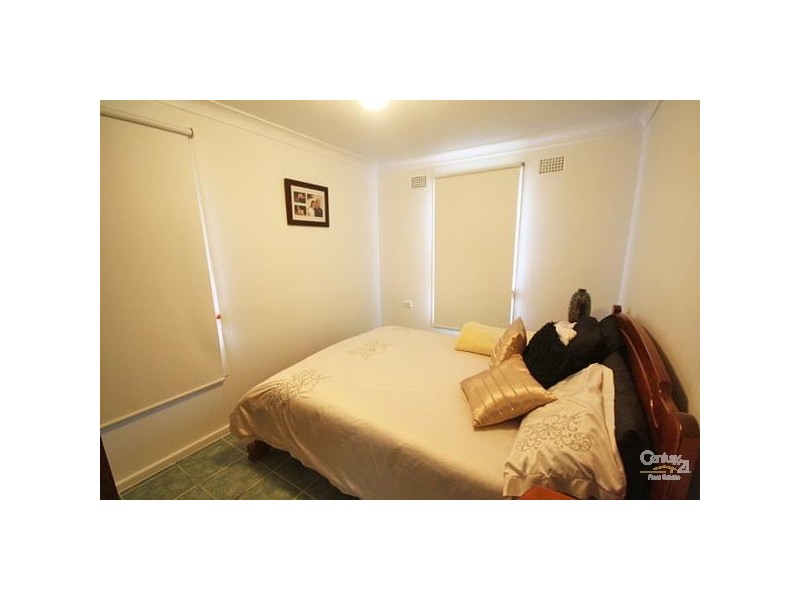 12 Coolabah Place, Macquarie Fields NSW 2564