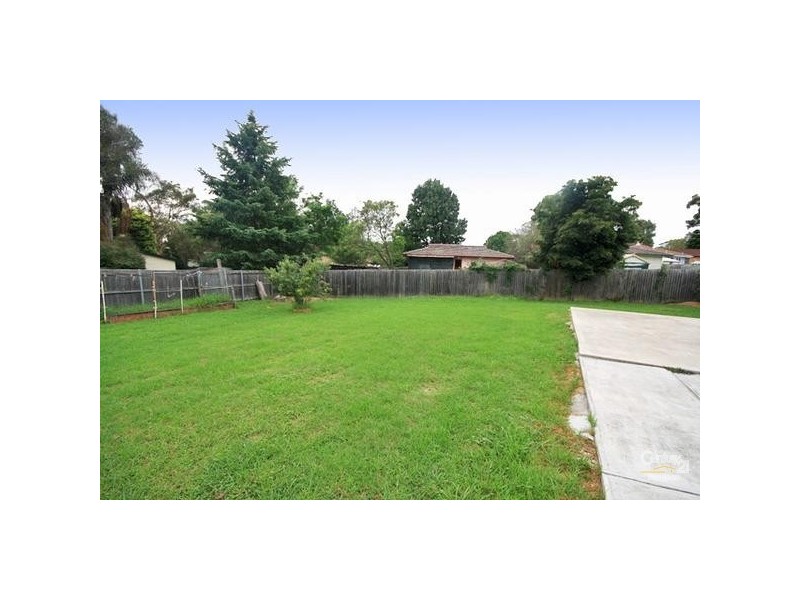 12 Coolabah Place, Macquarie Fields NSW 2564