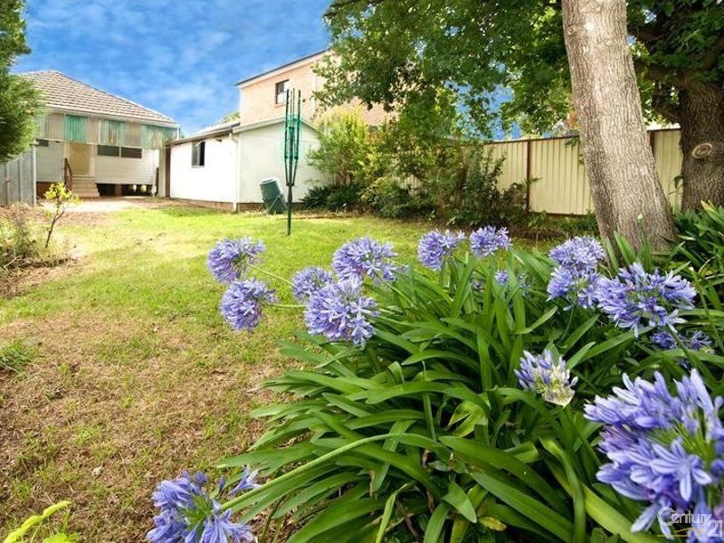 65 Sphinx Avenue, Revesby NSW 2212