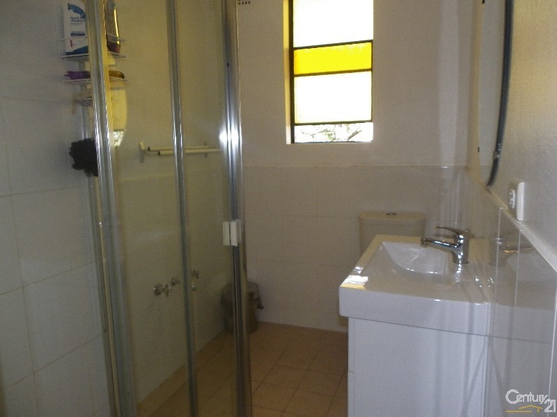 27/168 Greenacre Road, Bankstown NSW 2200