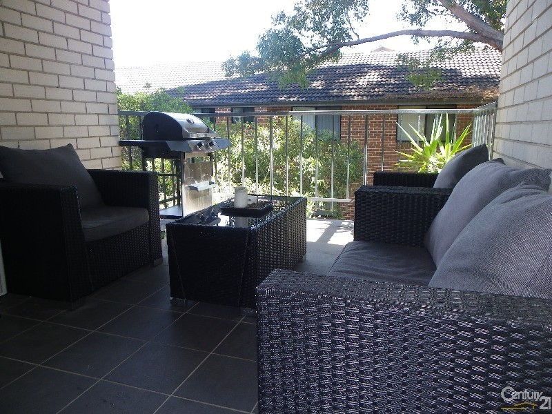 27/168 Greenacre Road, Bankstown NSW 2200