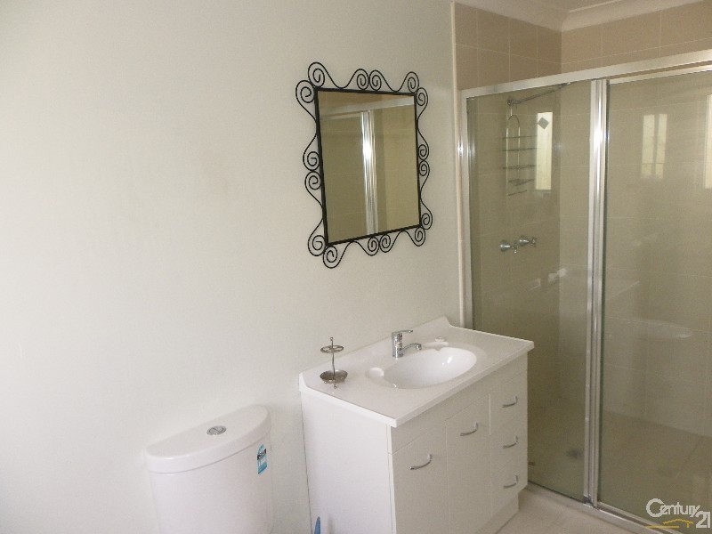 1/70 Dernancourt Pde, Milperra NSW 2214