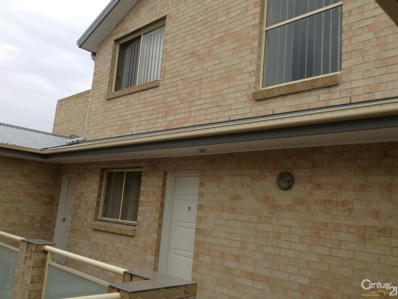 11/8-10 Revesby Pl, Revesby NSW 2212