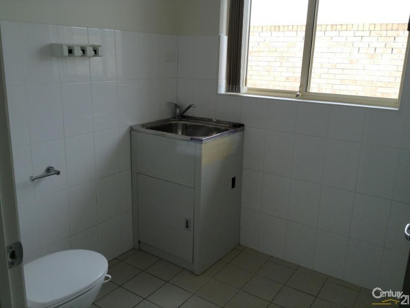 11/8-10 Revesby Pl, Revesby NSW 2212