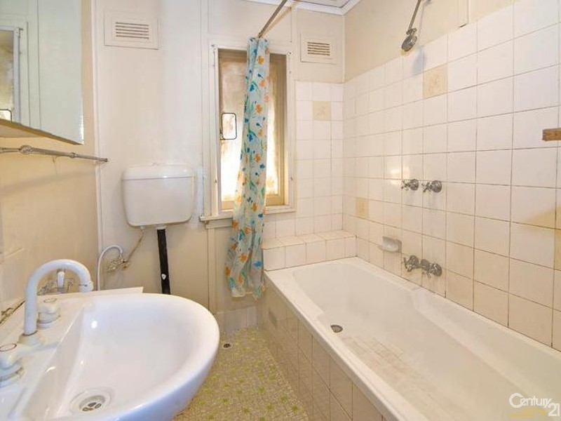 25 Ambon Road, Holsworthy NSW 2173
