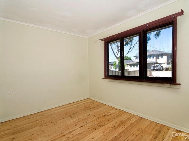 25 Ambon Road, Holsworthy NSW 2173