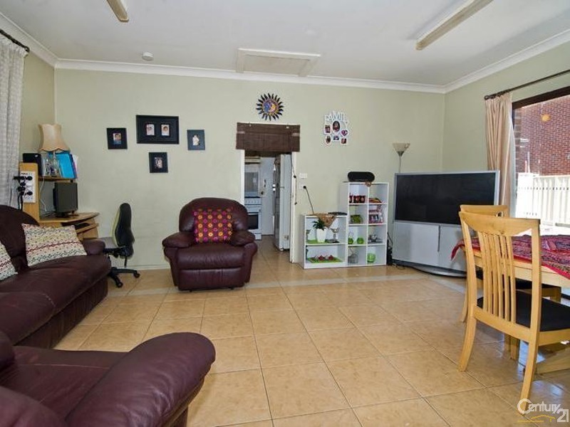 25 Ambon Road, Holsworthy NSW 2173