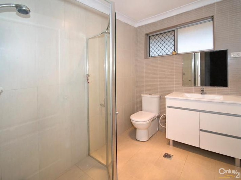 4 Orana Place, Greenacre NSW 2190