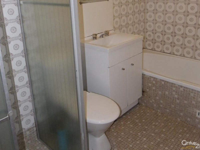 9/27 Raymond Street, Bankstown NSW 2200