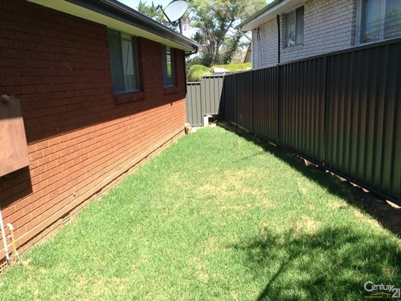 2 Randolph Street, Campbelltown NSW 2560