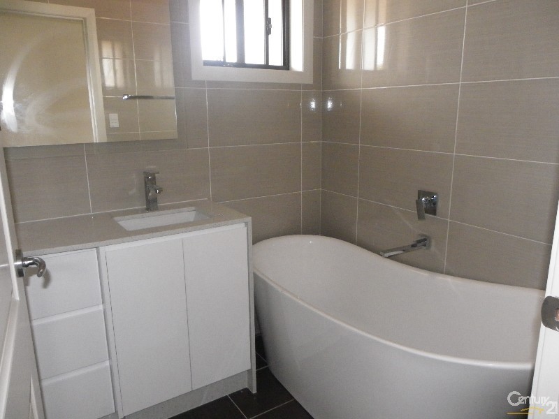 33a Doyle Road, Revesby NSW 2212